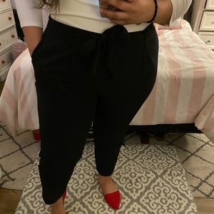 Woman’s plus size 2x front tie trousers